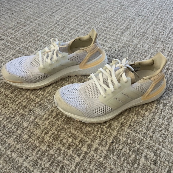 Adidas Running sneakers size 7.5 - Picture 2 of 6